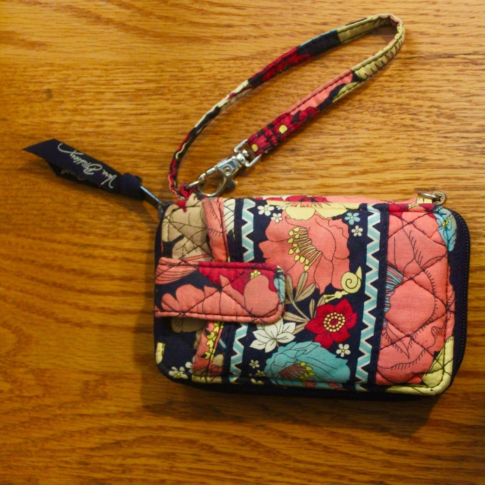 Vera Bradley Happy Snails Wristlet - Picture 5 of 6